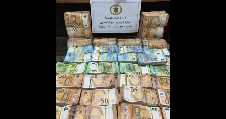 Douane | Saisie de 3 MDT en devises à la frontière tuniso-libyenne