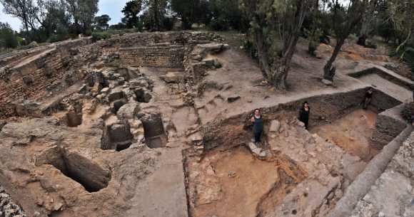 Conférence sur les nécropoles phéniciennes et puniques de Carthage