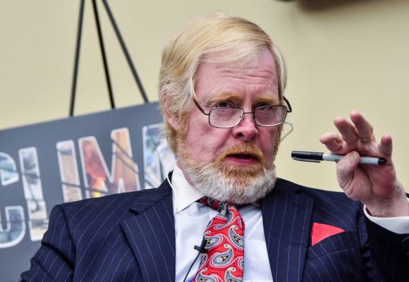 Un suprémaciste blanc à l’ambassade des Etats-Unis en Afrique du Sud