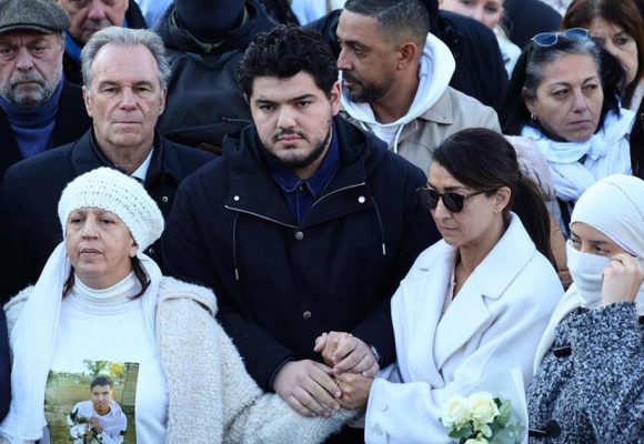 Marseille debout pour Mehdi Kessaci