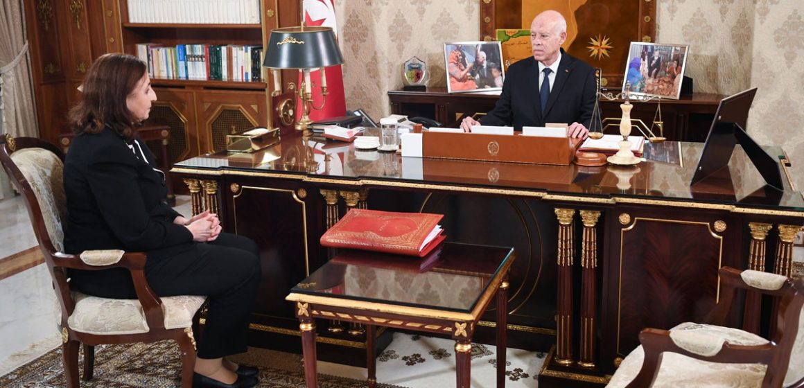 Sarra-Zaafrani-Zenzeri-Kais-Saied Tunisie | Kaïs Saïed en guerre contre des «occupants intérieurs»