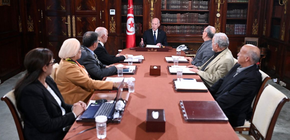 Kais-Saied-Equipe-Experts-Gabes Pollution industrielle | Rien de nouveau sous le soleil de Gabès !