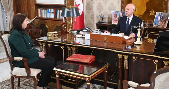 Kais-Saied-Sarra-Zaafrani Tunisie l Kais Saïed veut «passer à la vitesse supérieure»