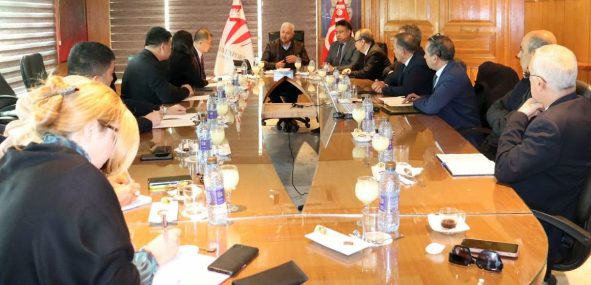 Wuhan-Yangluo-Port-Services-Commerce Wuhan Yangluo Port Services a des projets pour la Tunisie