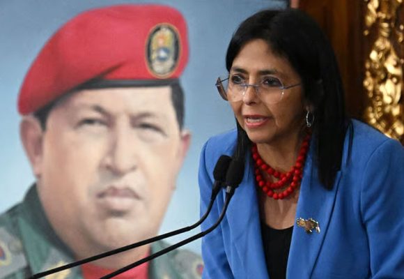 L’aventurisme de Trump plonge le Venezuela dans l’incertitude