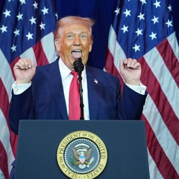 Donald-Trump-raille-les-transgenre Trump comme alibi | Quand la fiction remplace l’information