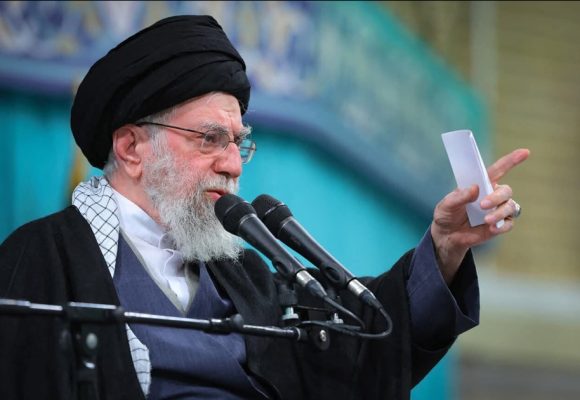 Trump annonce la mort de l&rsquo;ayatollah Ali Khamenei