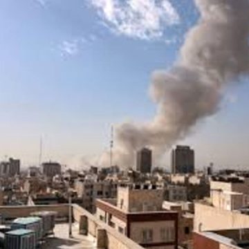 Israël lance un raid aérien sur Téhéran