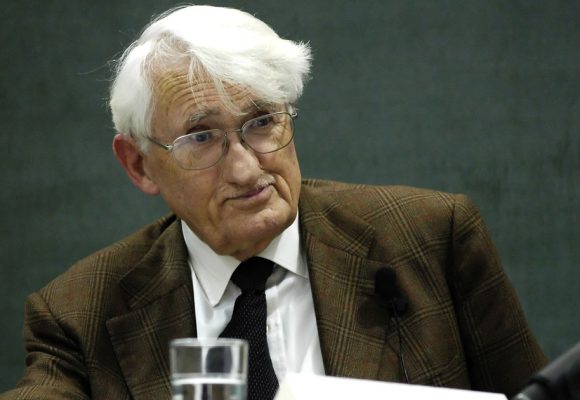 Habermas «dégringole-t-il des hauteurs de la morale»[1] ?