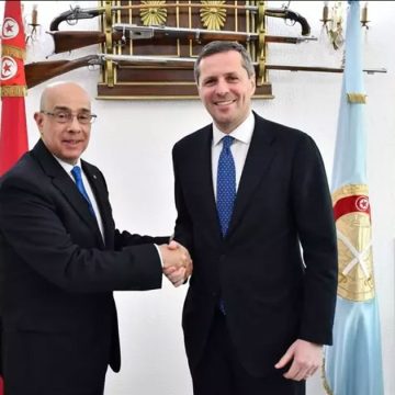 Réunion à Tunis de la Commission militaire mixte italo-tunisienne
