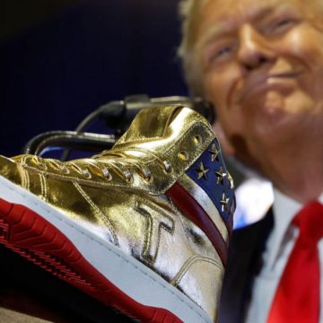 Trump-Savetier Donald Trump, le savetier en chef