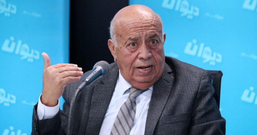 Briki pointe le décalage entre les slogans de Saïed et ses réalisations