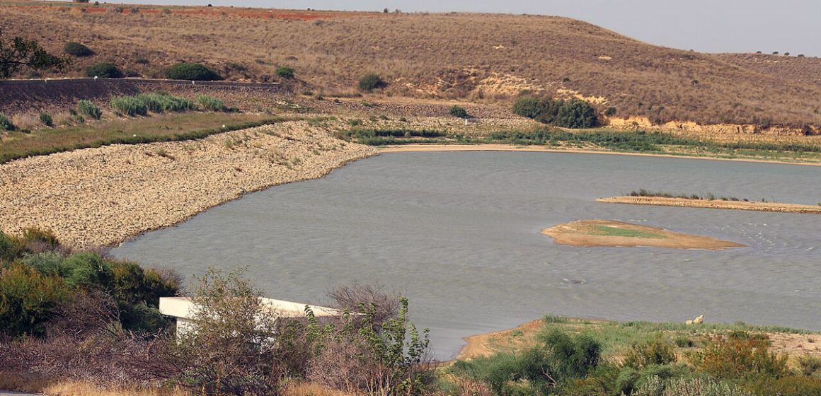 La Tunisie teste un film anti-évaporation sur les barrages