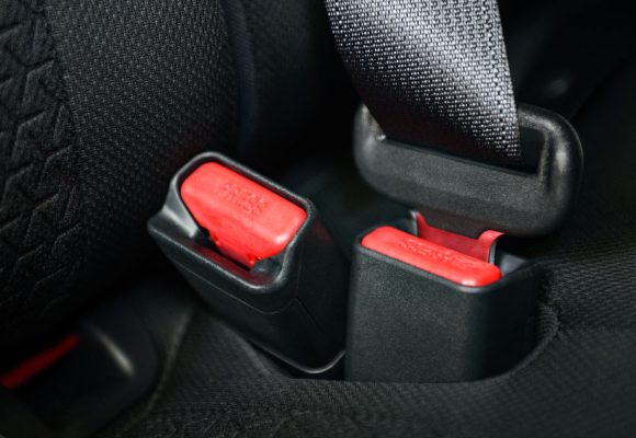 Ceinture-securite-auto La Tunisie interdit les «faux verrous de ceinture de sécurité»