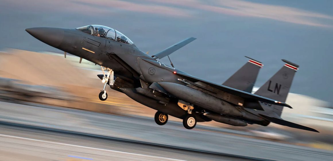 Iran | Un des deux pilotes de F-15 secouru (sources américaines)