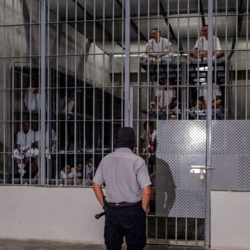 Donald Trump envoie les migrants en Afrique !