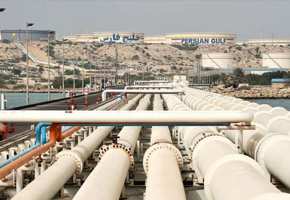 Comment la guerre de Trump enrichit-elle l’Iran ?