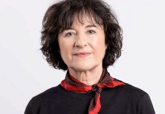 Le poème du dimanche | ‘‘La première lettre’’ de Pia Tafdrup