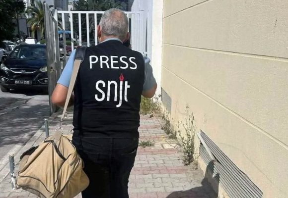 Tunisie | Mandat d’arrêt contre le journaliste Zied El Hani