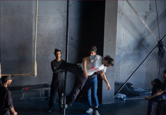 Théâtre national | 21 talents explorent les arts du cirque