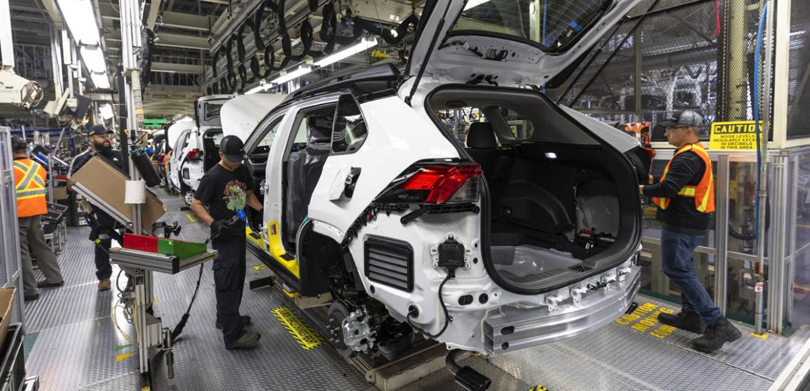 Toyota réduit sa production de 83 000 véhicules