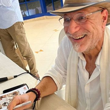 Hichem-Ben-Azouz-Signature-Sangoma Qantara Africa Books | Un pont littéraire entre l’Afrique du Sud et la Tunisie