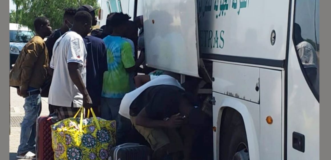 130 migrants illégaux transférés à El-Amra pour être rapatriés