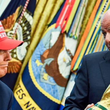 Trump-Infantino-3 Mondial Fifa | Sous Trump et Rubio, la coupe est vide