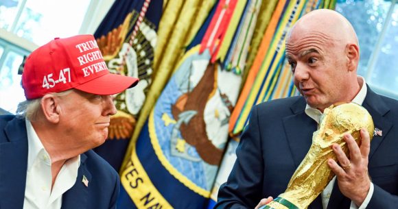 Trump-Infantino-3 Mondial Fifa | Sous Trump et Rubio, la coupe est vide