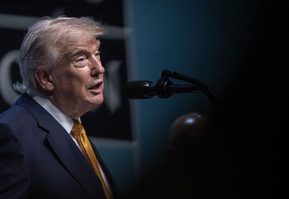 Au sommet de l’Otan, Trump mélange le miel et le fiel !