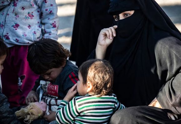 Femmes et enfants de jihadistes tunisiens bientôt rapatriés de Syrie
