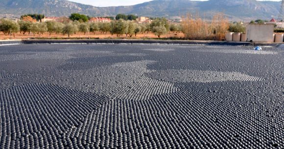 Tunisie l Une technologie innovante pour réduire l’évaporation de l’eau