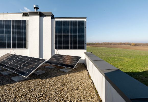 Les usages utiles de l’énergie photovoltaïque avec stockage