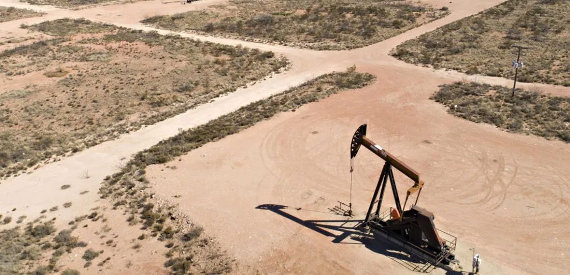 Puits-petrole La carte énergétique se déplace du Moyen-Orient aux Amériques !