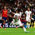 Football | L’Espagne s’impose face à une Angleterre brillante mais inconstante