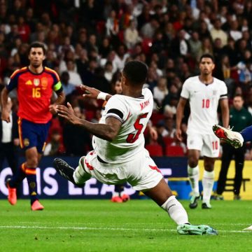 Football | L’Espagne s’impose face à une Angleterre brillante mais inconstante