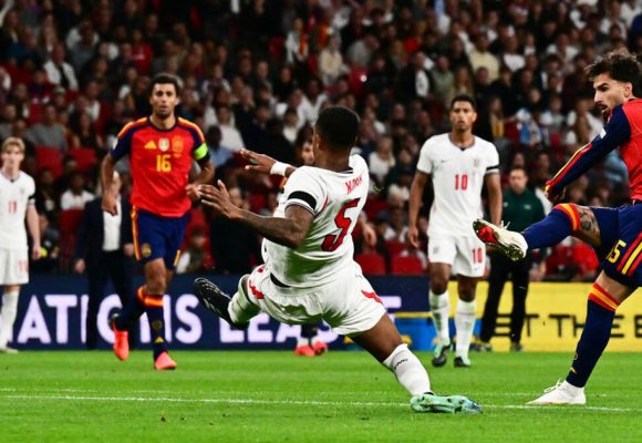 Football | L’Espagne s’impose face à une Angleterre brillante mais inconstante