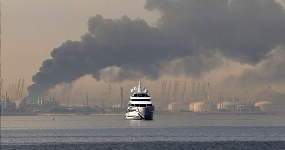 Emirats-sous-les-bombes-iraniennes Les drones iraniens menacent les ambitions du Golfe en matière d’IA