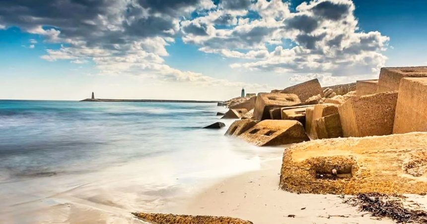 Plage-Sidi-Salem-Bizerte La protection du littoral de Bizerte cherche sa voie