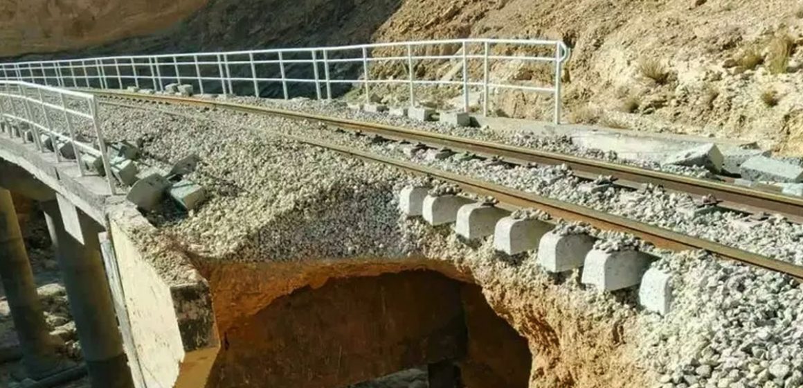 Rails-endommages-Metlaoui Tunisie | Les crues des oueds perturbent le transport du phosphate