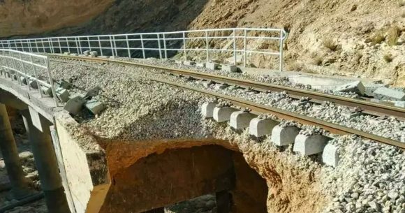 Rails-endommages-Metlaoui Tunisie | Les crues des oueds perturbent le transport du phosphate