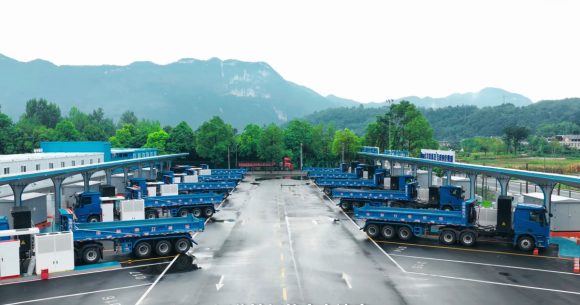Station-recharge-electrique-Huawei La Chine met les bouchées doubles pour décarboner le transport routier