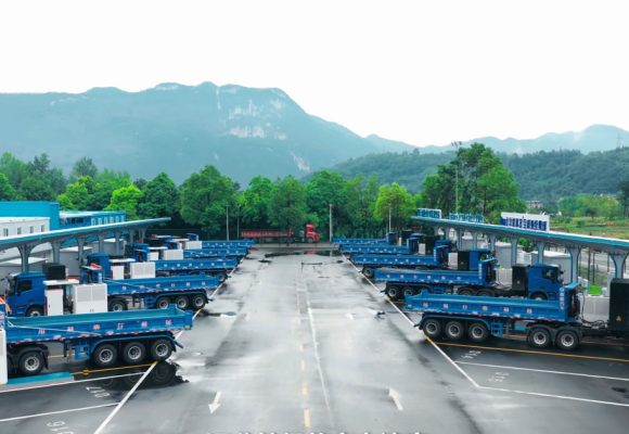 Station-recharge-electrique-Huawei La Chine met les bouchées doubles pour décarboner le transport routier