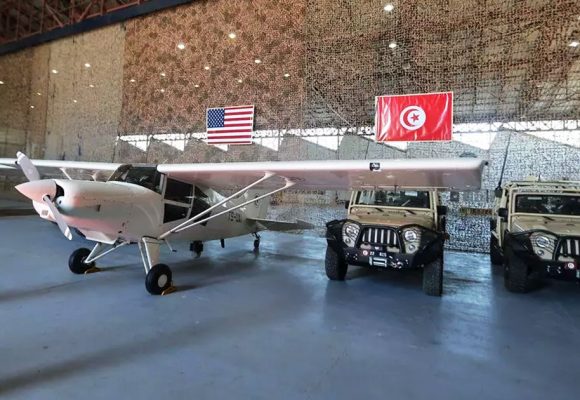 Les Etats-Unis livrent des équipements de sécurité à la Tunisie