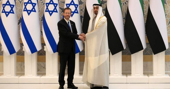 Israel-Emirats L’incident du vol de Flydubai aura-t-il un impact sur la lune de miel israélo-émiratie ?